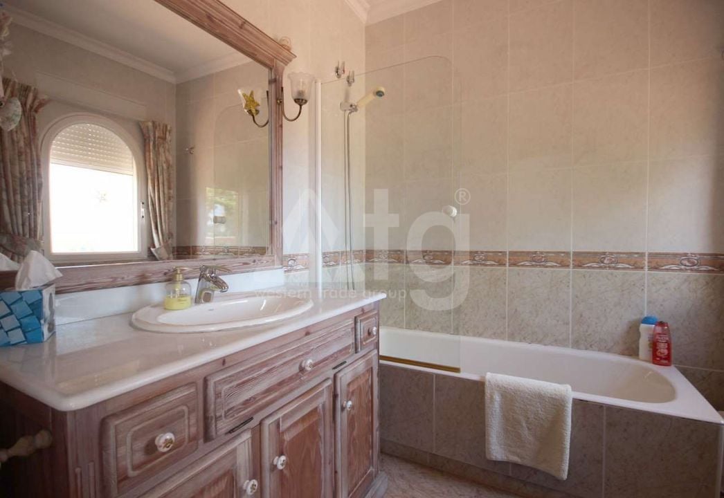 Villa de 8 chambres à Alfaz del Pi - ABC83486 - Photo - 13