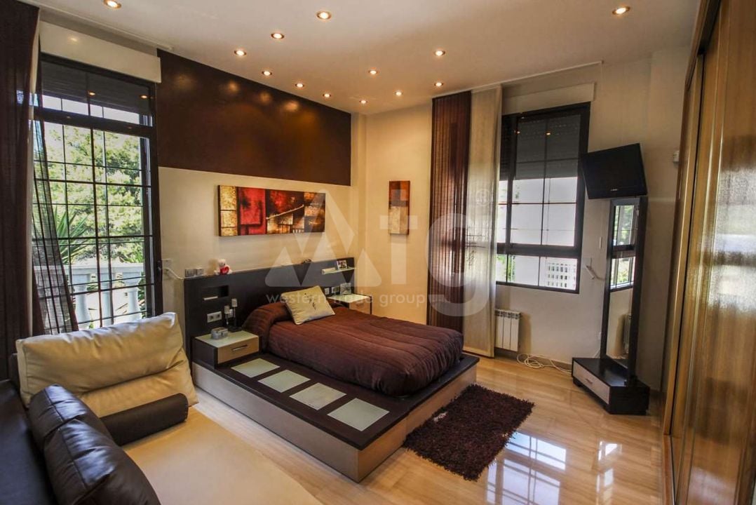 5 bedroom Villa in Benidorm - ABC83490 - Photo - 11