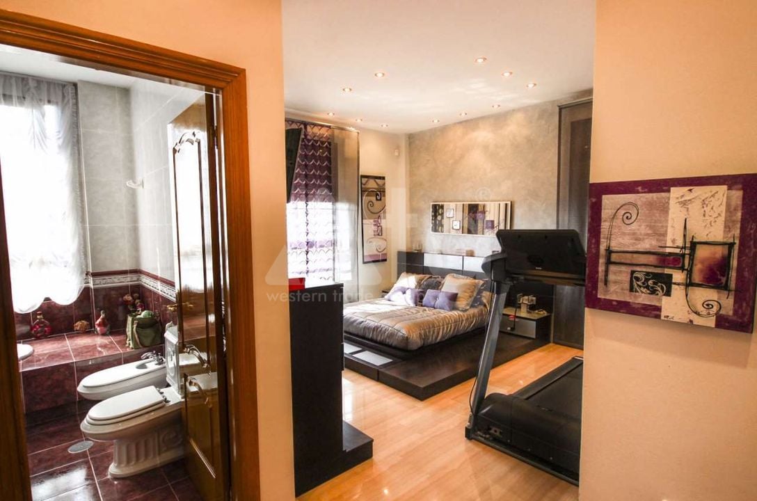 5 bedroom Villa in Benidorm - ABC83490 - Photo - 12
