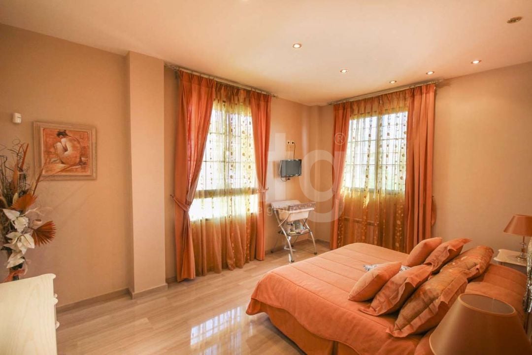 5 bedroom Villa in Benidorm - ABC83490 - Photo - 13