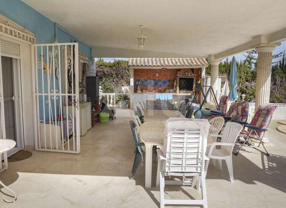 5 bedroom Villa in Alfaz del Pi - ABC83511 - Photo - 2