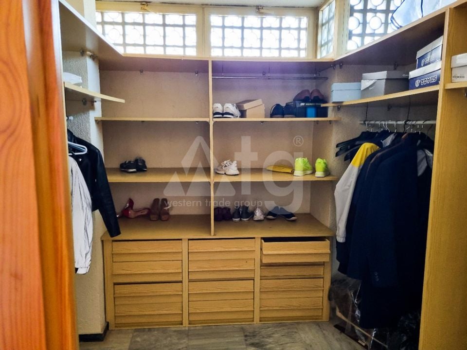 4 Schlafzimmer Appartement in Benidorm - ABC83530 - Foto - 8