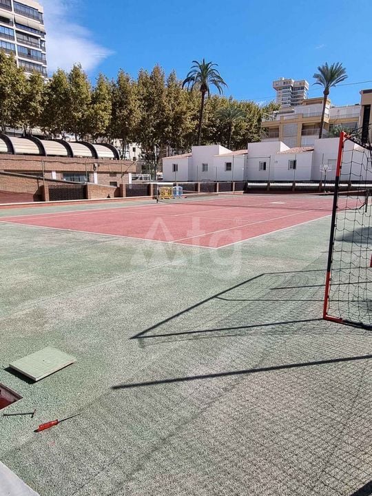 4 Schlafzimmer Appartement in Benidorm - ABC83530 - Foto - 12