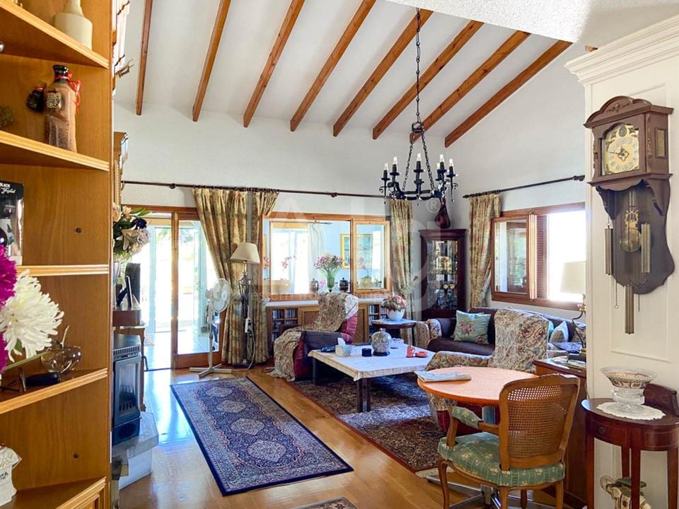 5 bedroom Villa in Benidorm - ABC83545 - Photo - 9
