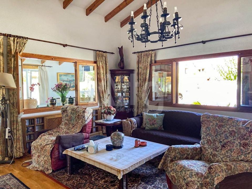 5 bedroom Villa in Benidorm - ABC83545 - Photo - 10
