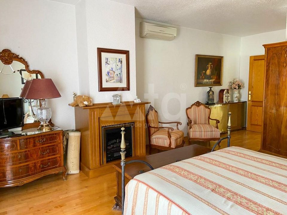 5 bedroom Villa in Benidorm - ABC83545 - Photo - 19