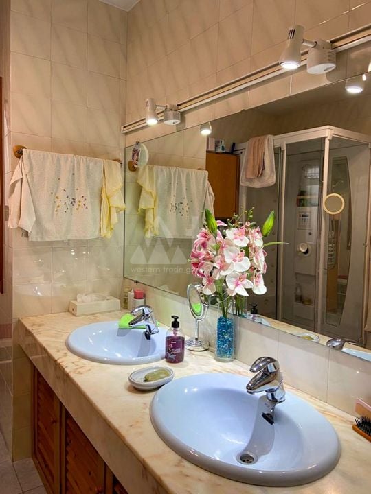 5 bedroom Villa in Benidorm - ABC83545 - Photo - 34