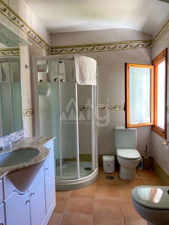 5 bedroom Villa in Benidorm - ABC83545 - Photo - 36