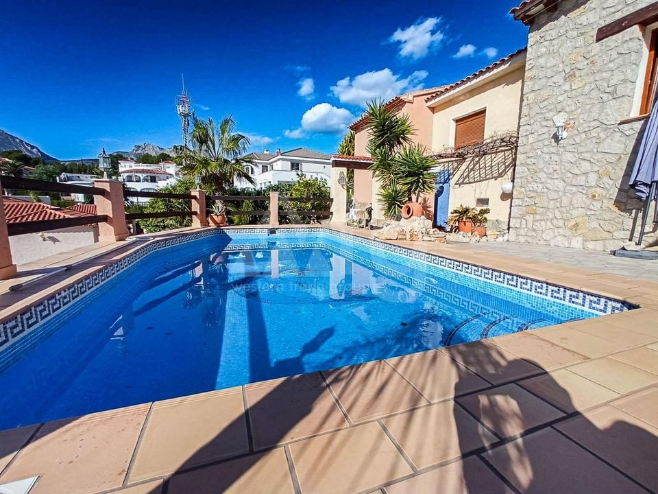 3 bedroom Villa in Alfaz del Pi - ABC83623 - Photo - 1