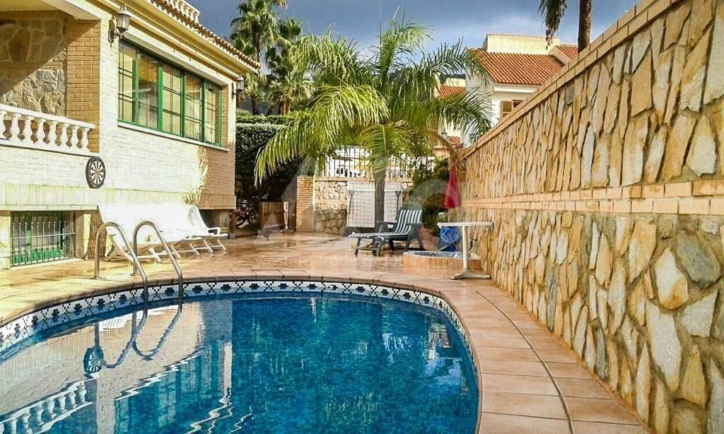 8 bedroom Villa in Benidorm - ABC83637 - Photo - 4