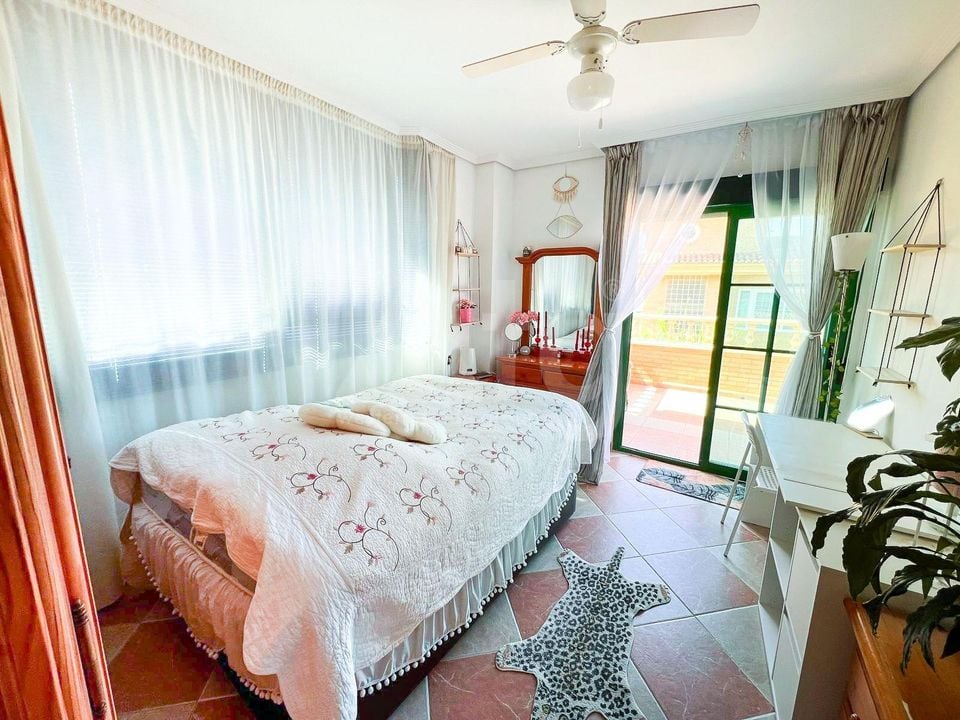 8 bedroom Villa in Benidorm - ABC83637 - Photo - 12