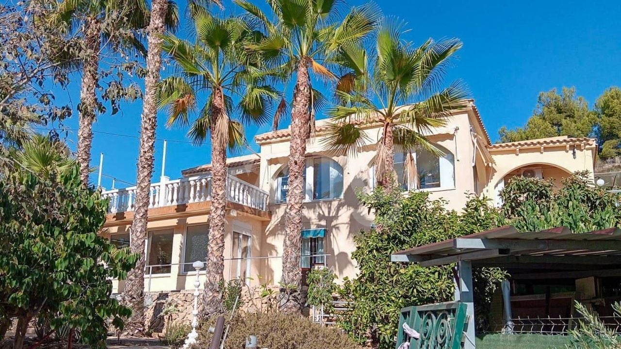 5 bedroom Villa in La Nucia - ABC83651 - Photo - 1