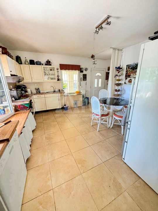 5 bedroom Villa in La Nucia - ABC83651 - Photo - 4