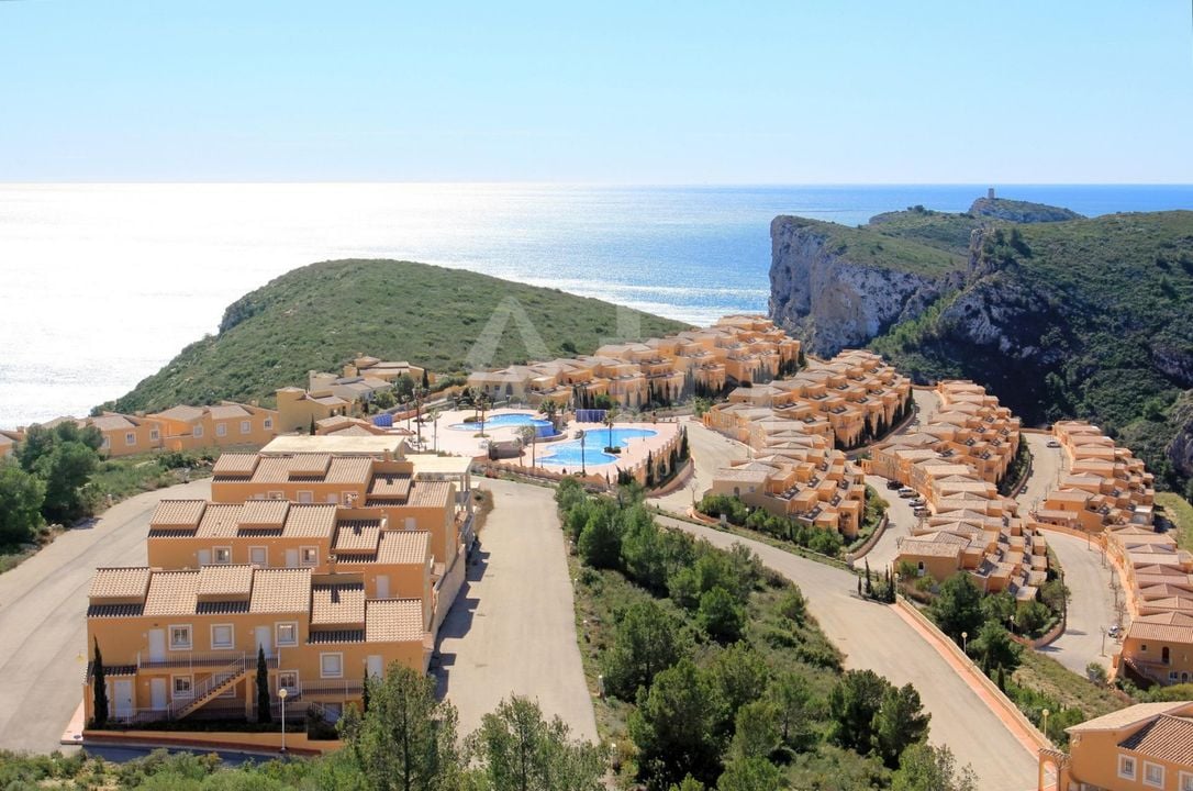 2 bedroom Apartment in Cumbre del Sol - TWTG120893 - Photo - 2