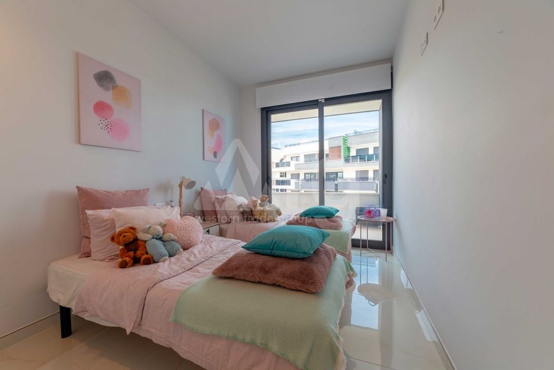 3 bedroom Apartment in Playa Flamenca - SID84470 - Photo - 8
