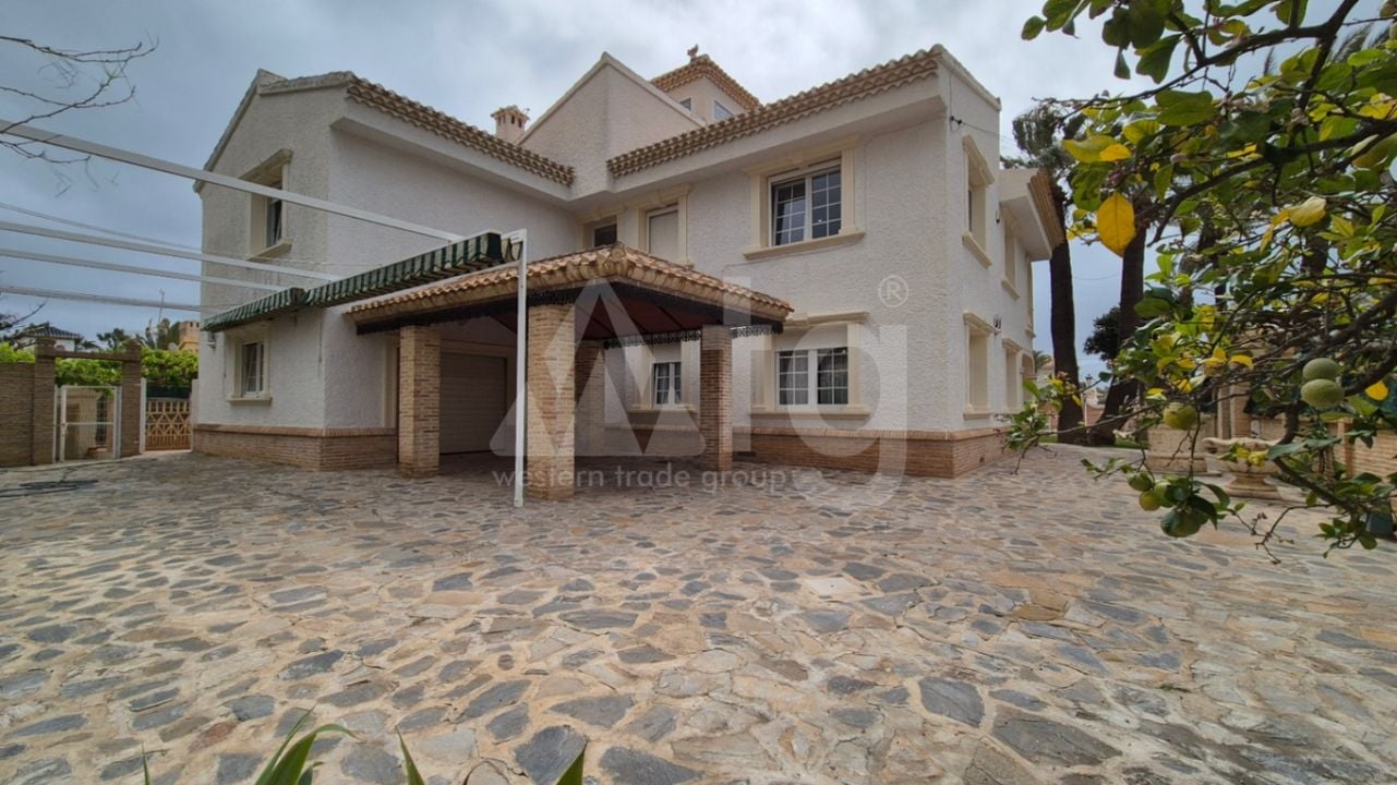 7 bedroom Villa in Orihuela - RCJ147357 - Photo - 1