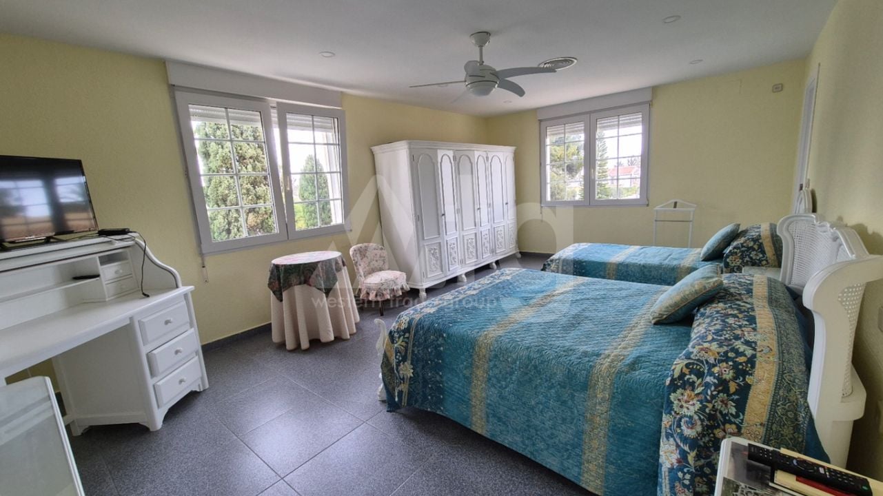 7 bedroom Villa in Orihuela - RCJ147357 - Photo - 24