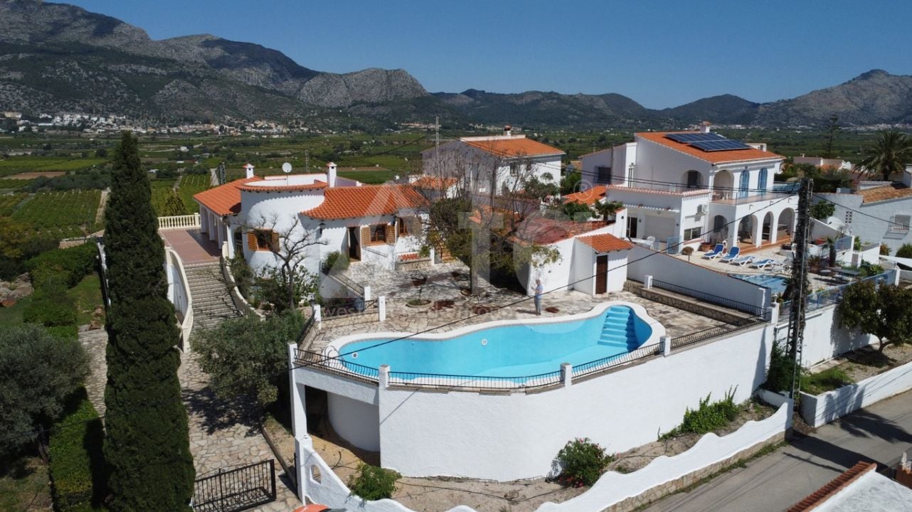 6 bedroom Villa in Orba - PGP84478 - Photo - 47