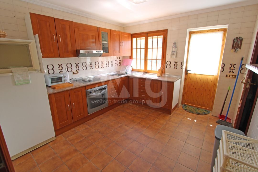 6 bedroom Villa in Orba - PGP84478 - Photo - 22