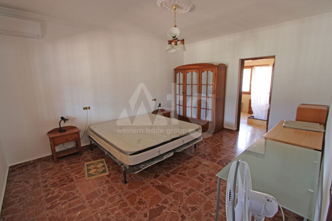 6 bedroom Villa in Orba - PGP84478 - Photo - 9