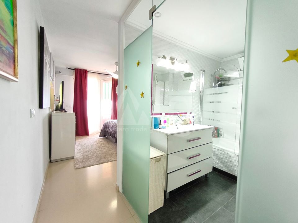 Appartement de 3 chambres à Torrevieja - ERV85304 - Photo - 9