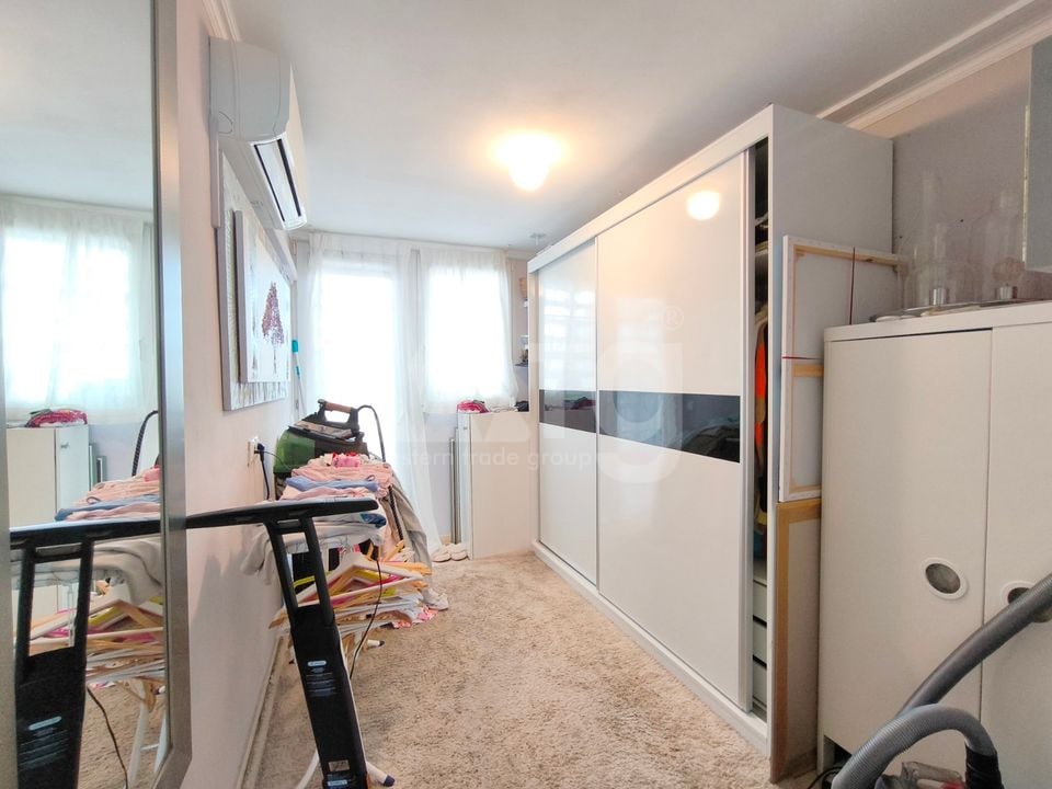Appartement de 3 chambres à Torrevieja - ERV85304 - Photo - 12