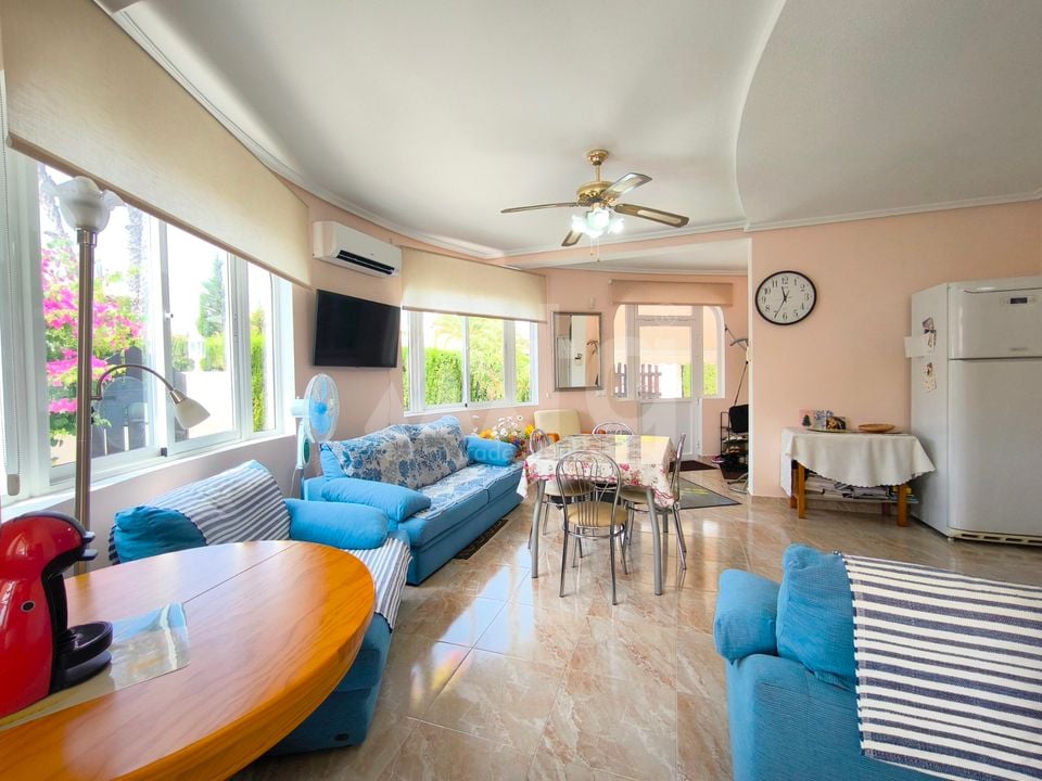 Vilă cu 3 dormitoare în Playa Flamenca - ERV85305 - Imagini - 5