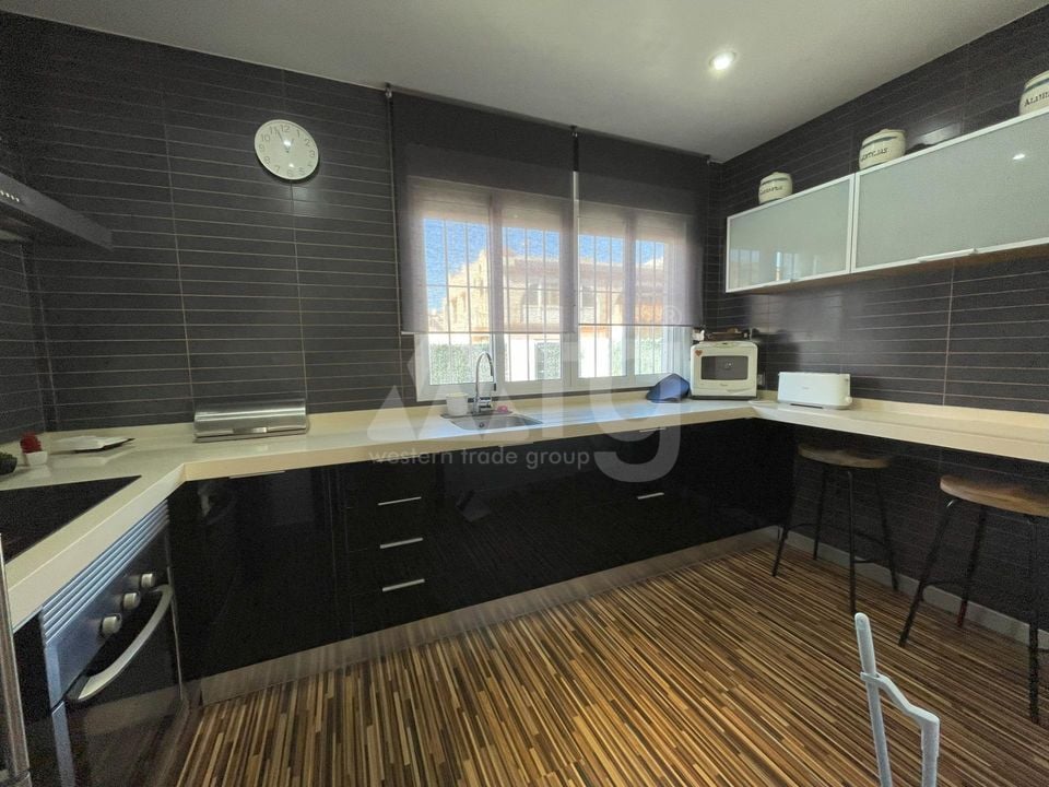 3 bedroom Townhouse in Torrevieja - SV86178 - Photo - 4