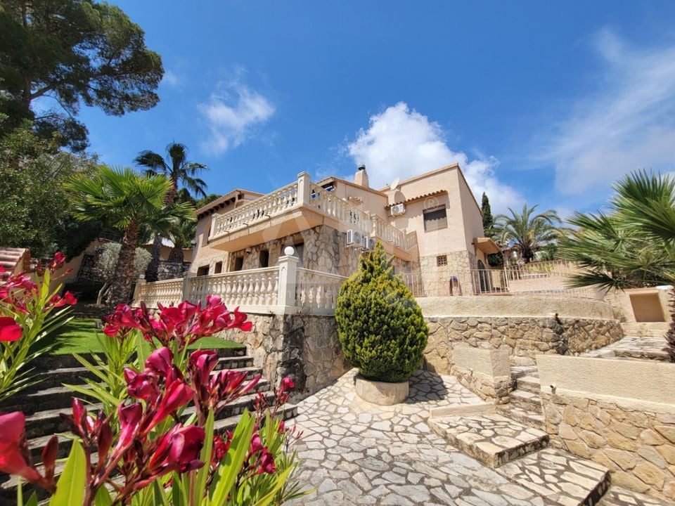 Villa de 4 chambres à Calp - VMD86245 - Photo - 1