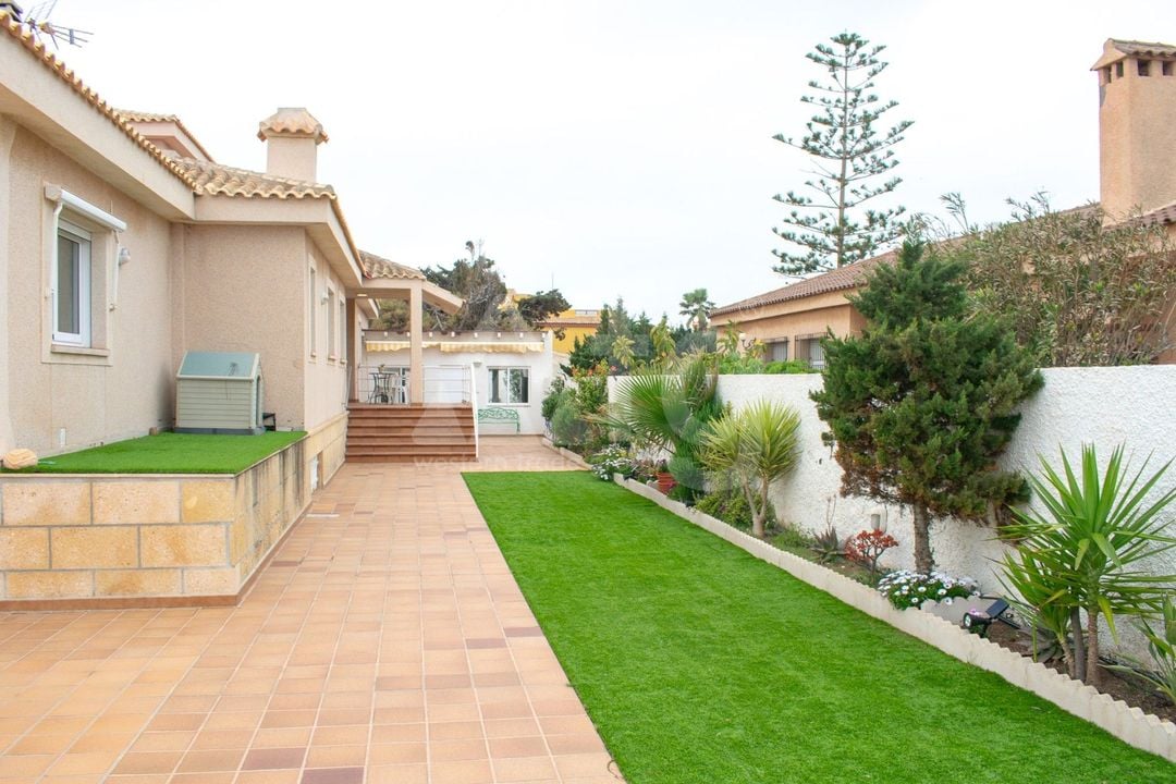 5 bedroom Villa in La Manga - SV87611 - Photo - 3