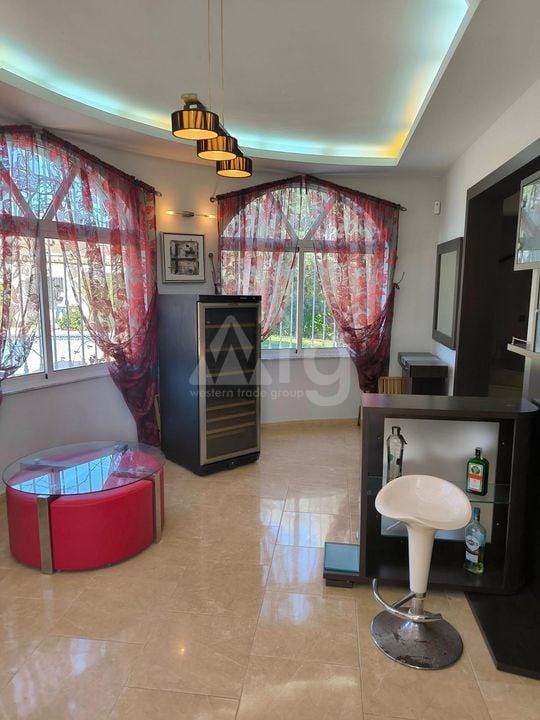 Villa de 5 chambres à Torrevieja - SV88368 - Photo - 2