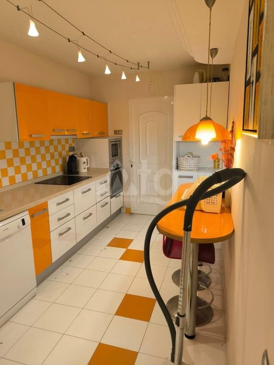 Villa de 5 chambres à Torrevieja - SV88368 - Photo - 8