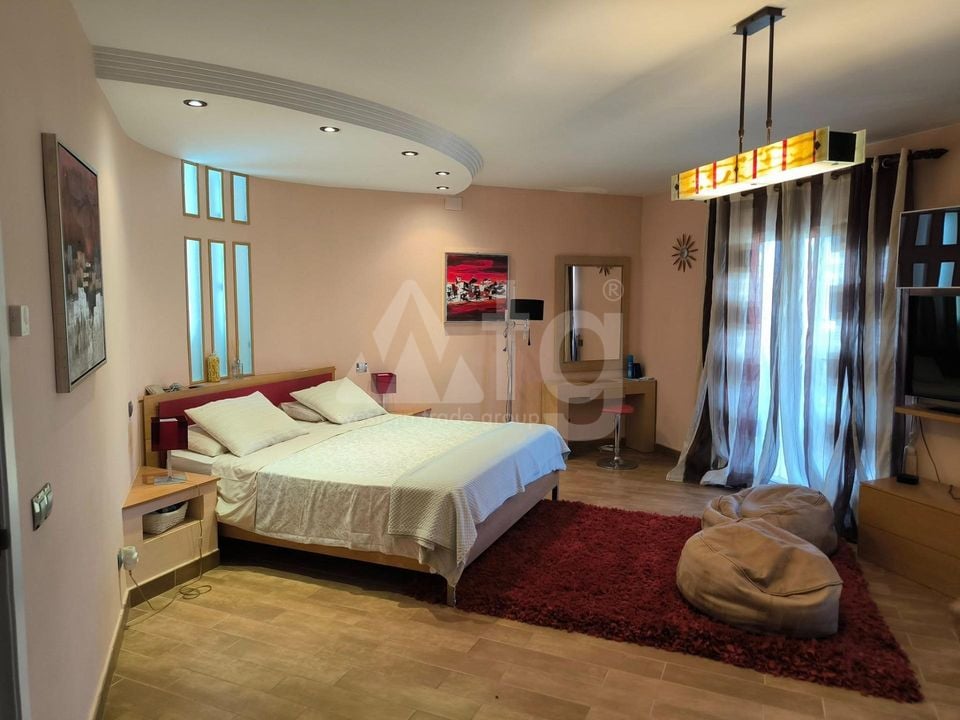 Villa de 5 chambres à Torrevieja - SV88368 - Photo - 10