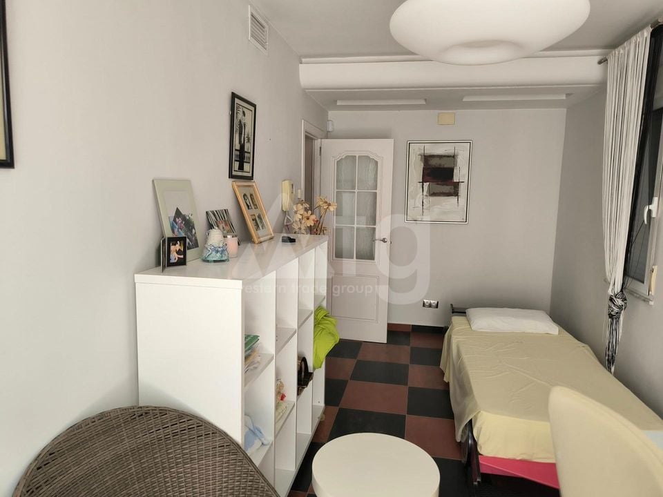 Villa de 5 chambres à Torrevieja - SV88368 - Photo - 11