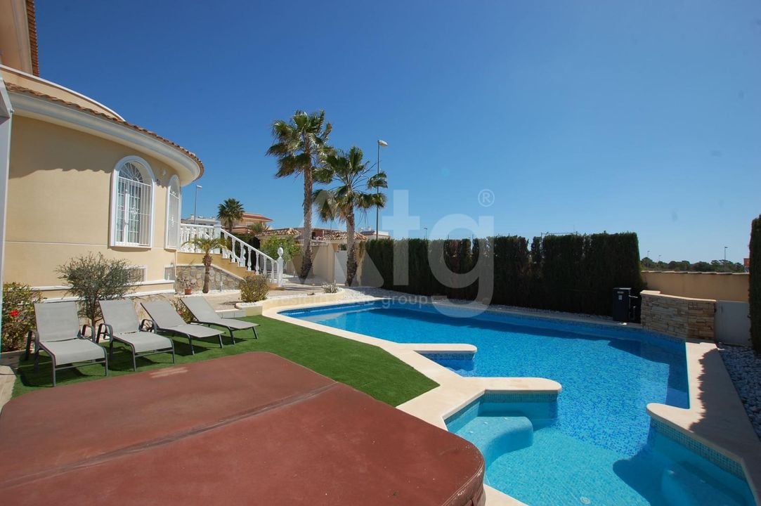 Villa de 5 chambres à Ciudad Quesada - IMC89139 - Photo - 29