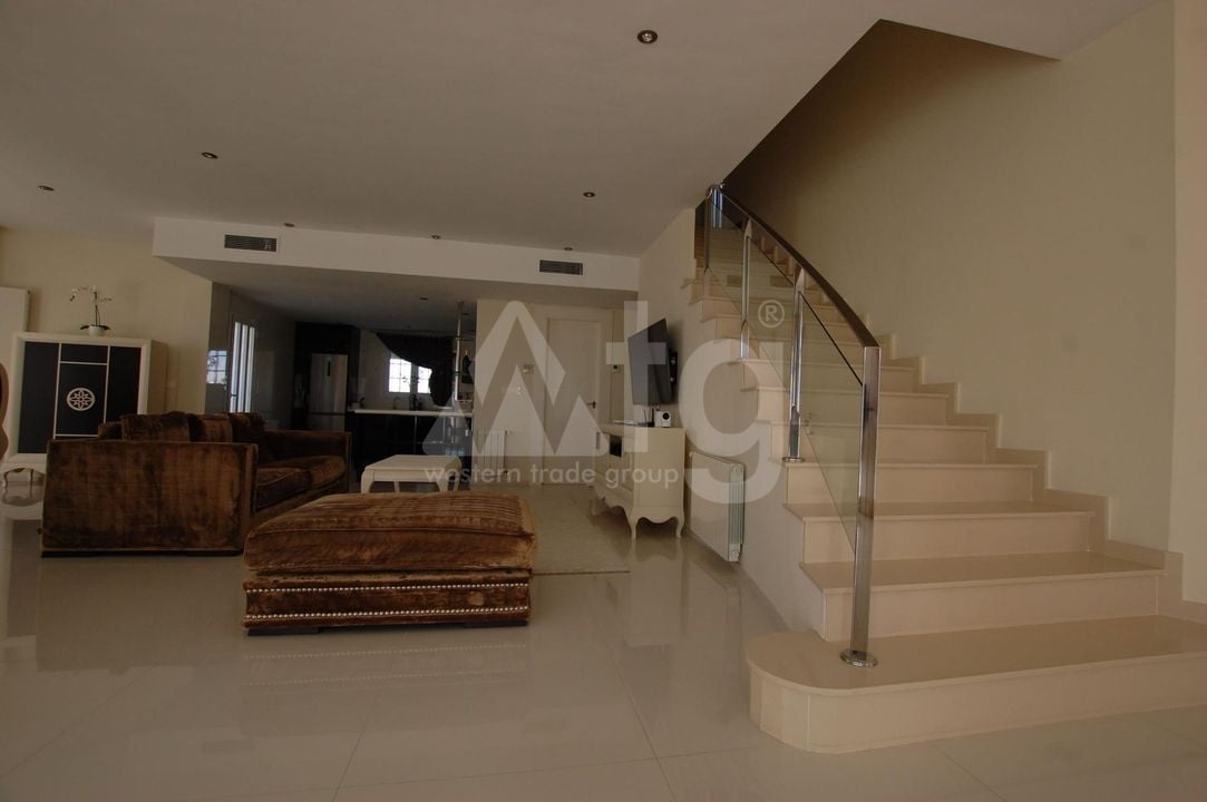Villa de 5 chambres à Ciudad Quesada - IMC89139 - Photo - 9