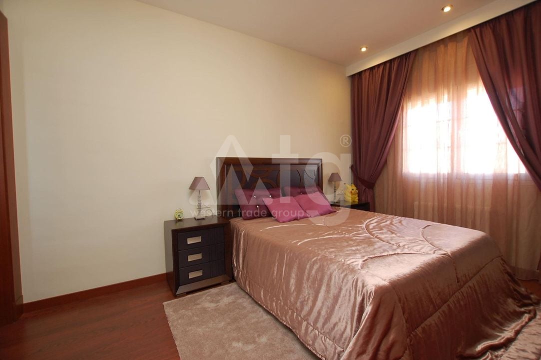 Villa de 5 chambres à Ciudad Quesada - IMC89139 - Photo - 17