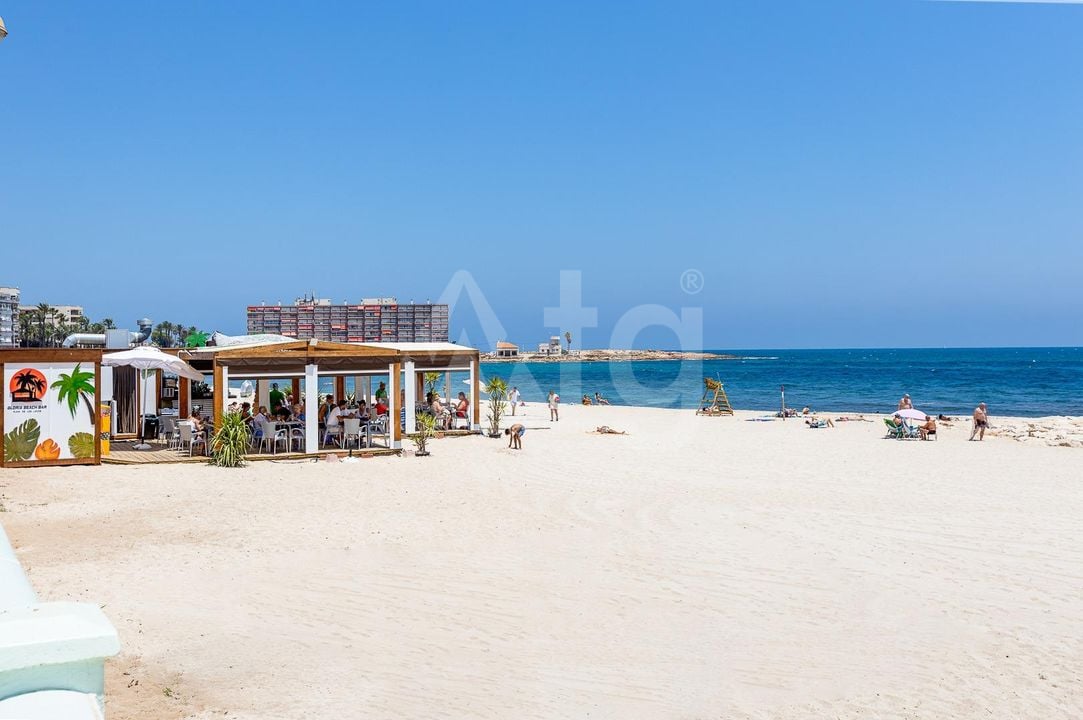 2 bedroom Apartment in Torrevieja - CYM149533 - Photo - 32