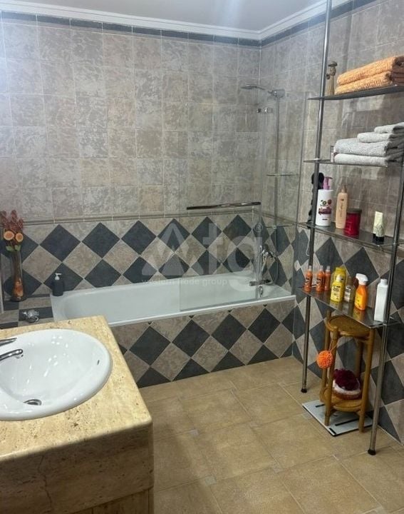 3 bedroom Villa in Algorfa - CSW90267 - Photo - 17