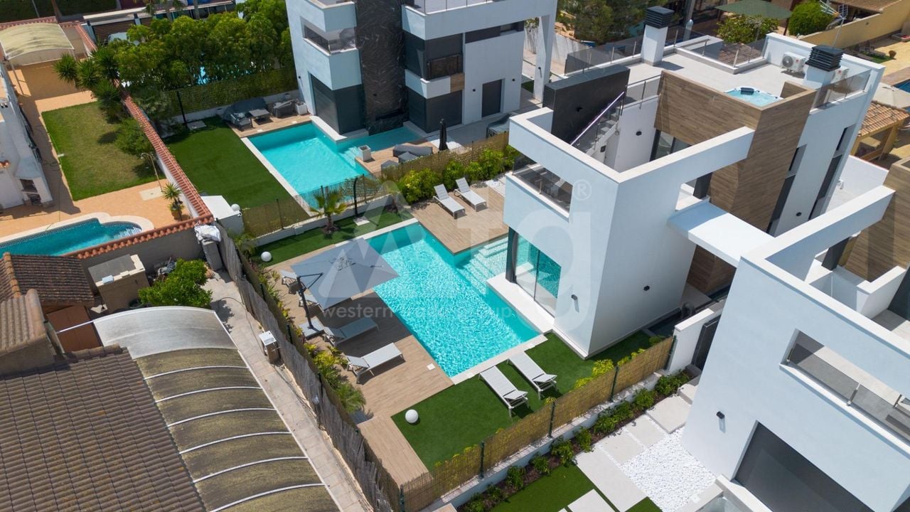 3 bedroom Villa in Torrevieja - ERD159686 - Photo - 45