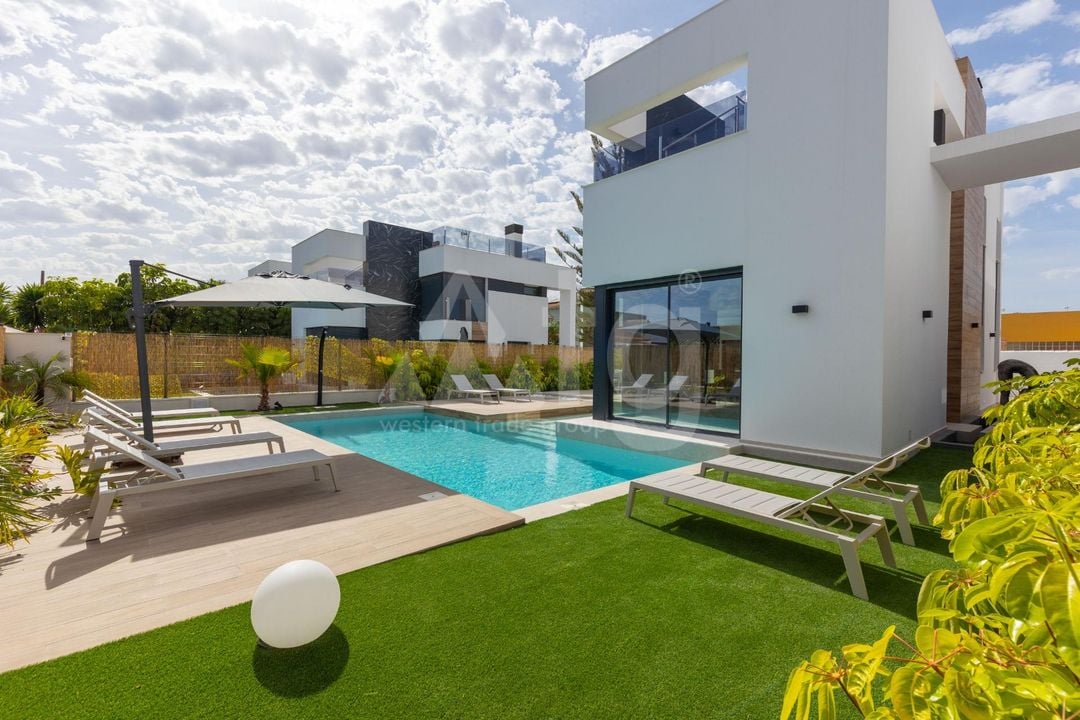 3 bedroom Villa in Torrevieja - ERD159686 - Photo - 17