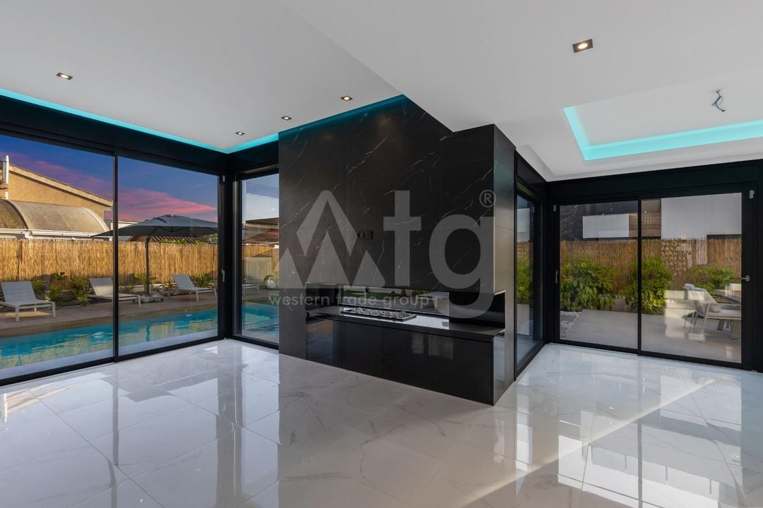 3 bedroom Villa in Torrevieja - ERD159686 - Photo - 39