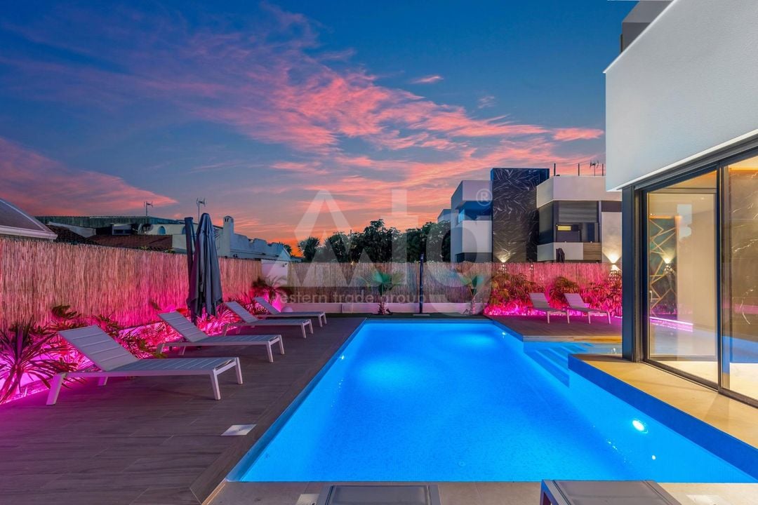 3 bedroom Villa in Torrevieja - ERD159686 - Photo - 4
