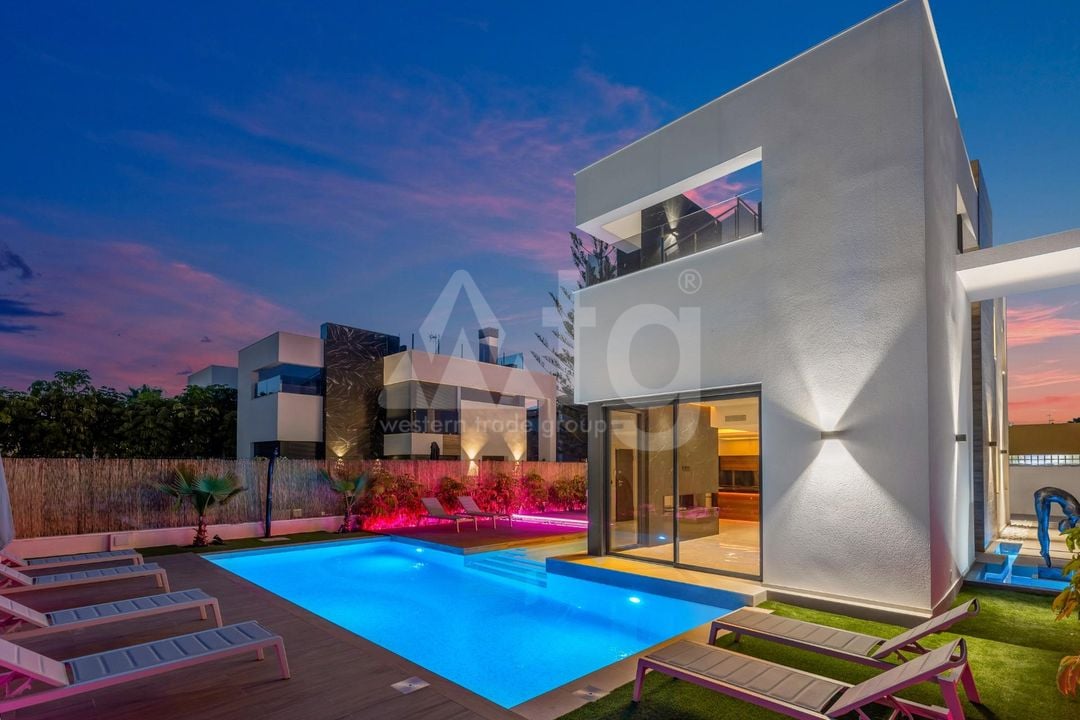 3 bedroom Villa in Torrevieja - ERD159686 - Photo - 3