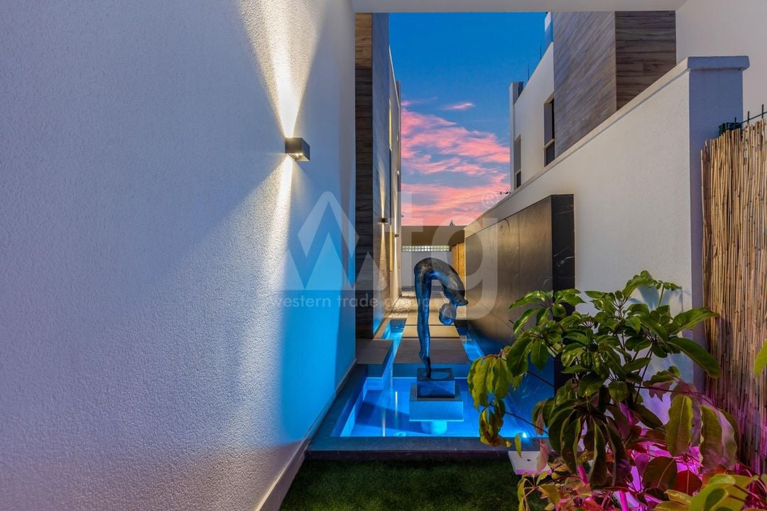 3 bedroom Villa in Torrevieja - ERD159686 - Photo - 8