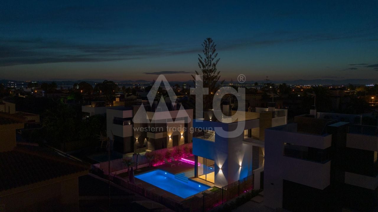 3 bedroom Villa in Torrevieja - ERD159686 - Photo - 12