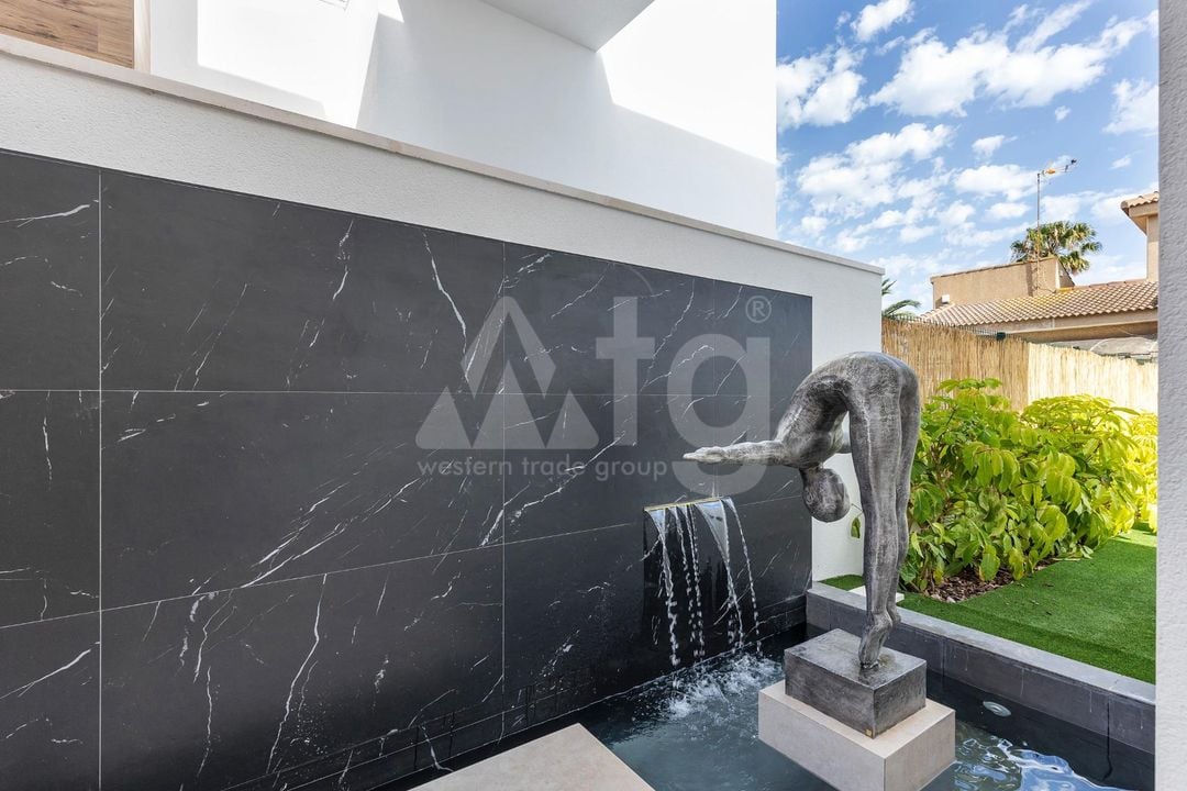 3 bedroom Villa in Torrevieja - ERD159686 - Photo - 41