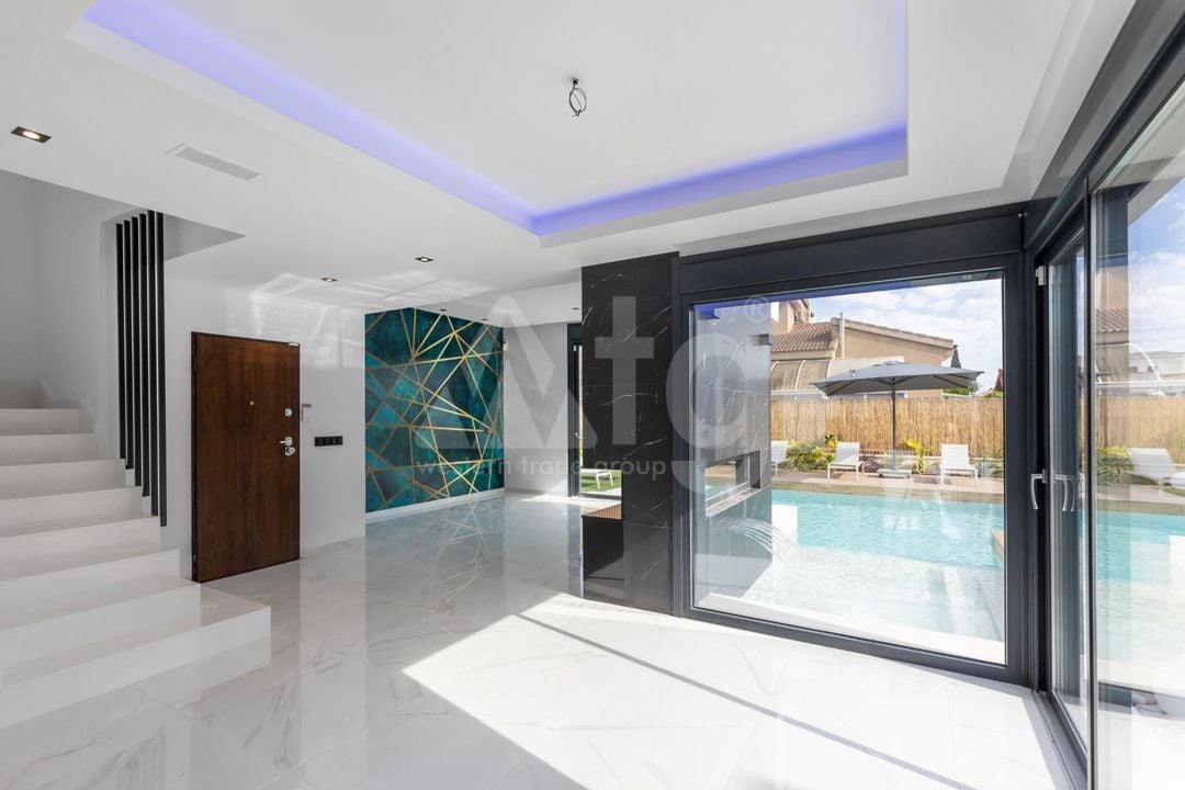 3 bedroom Villa in Torrevieja - ERD159686 - Photo - 23