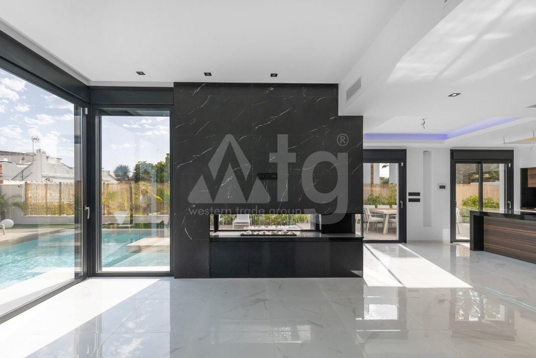 3 bedroom Villa in Torrevieja - ERD159686 - Photo - 25