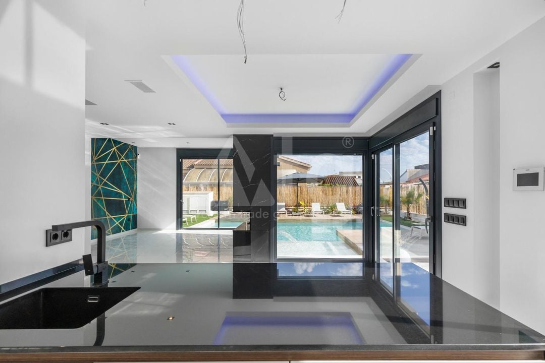 3 bedroom Villa in Torrevieja - ERD159686 - Photo - 37